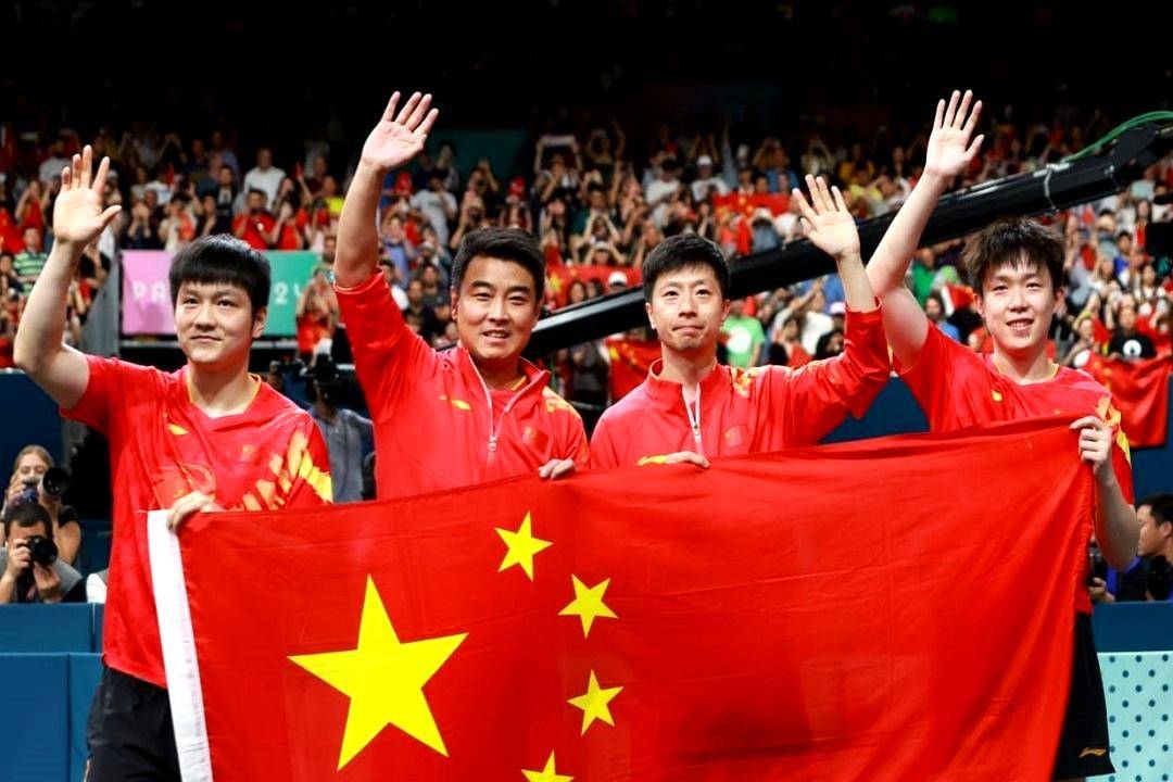 法国队完胜韩国队，马龙扛起全队