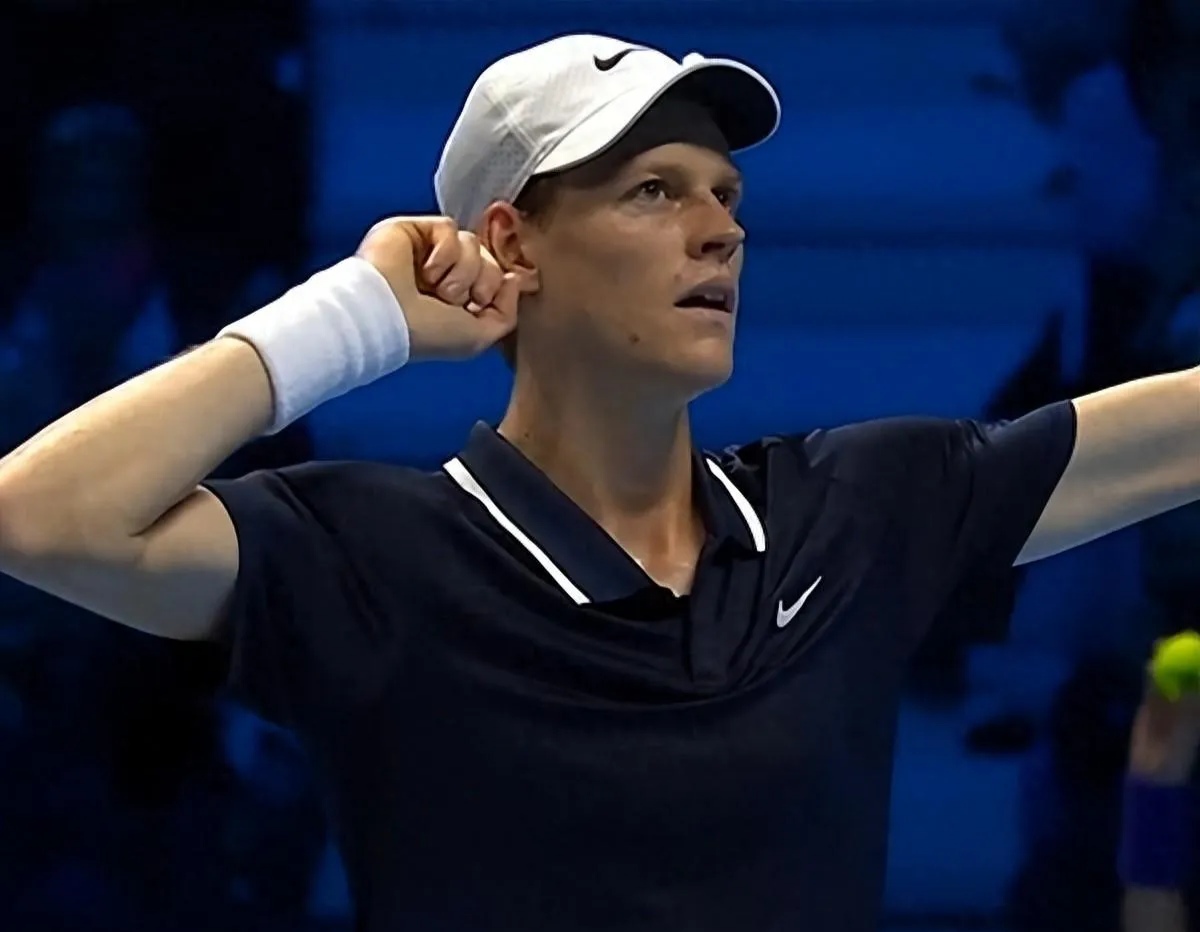 年终总决赛逆转ATP总决赛，辛纳高光表现