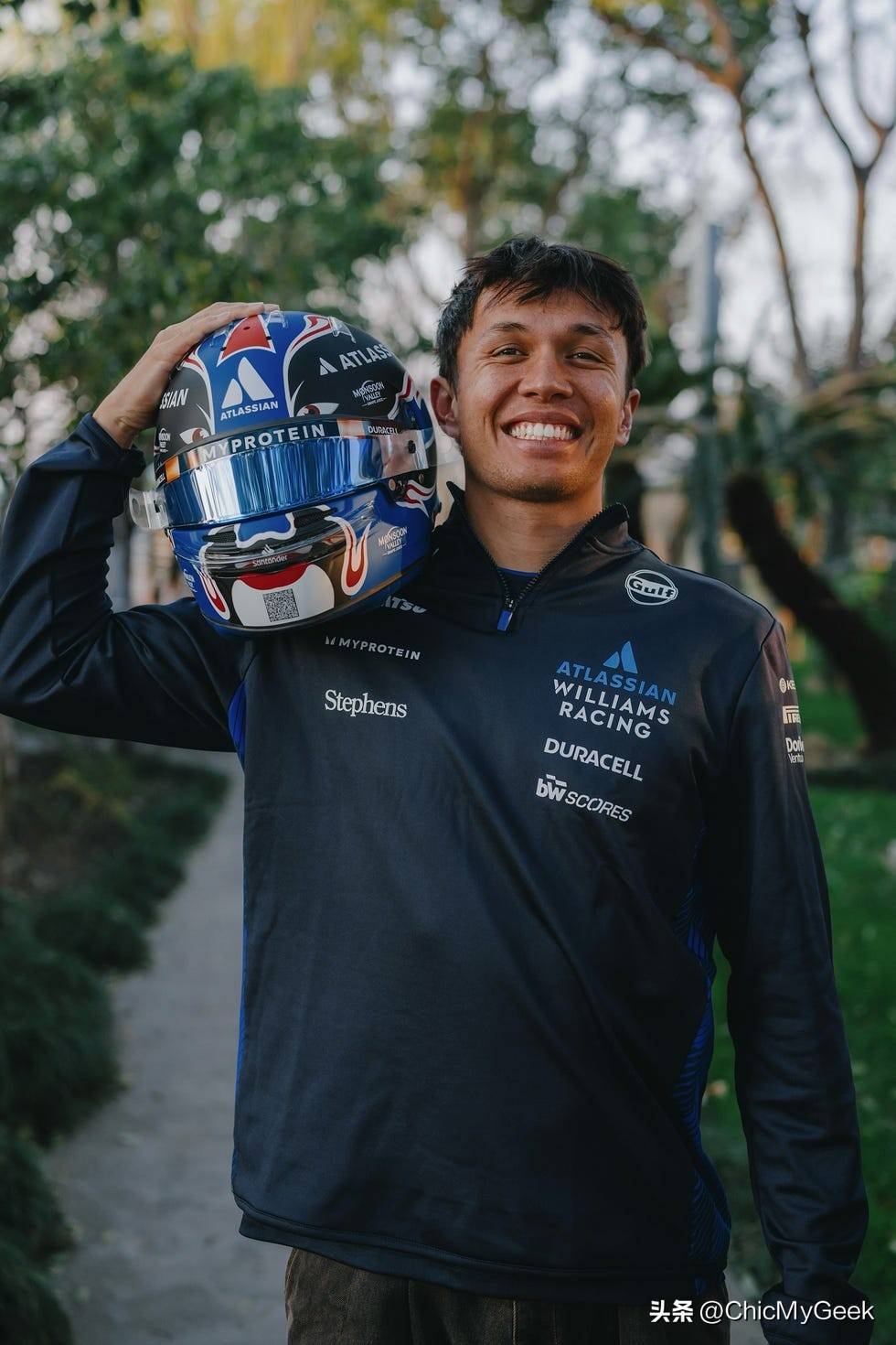 索伯车队完胜雷诺车队，拉塞尔点燃赛场