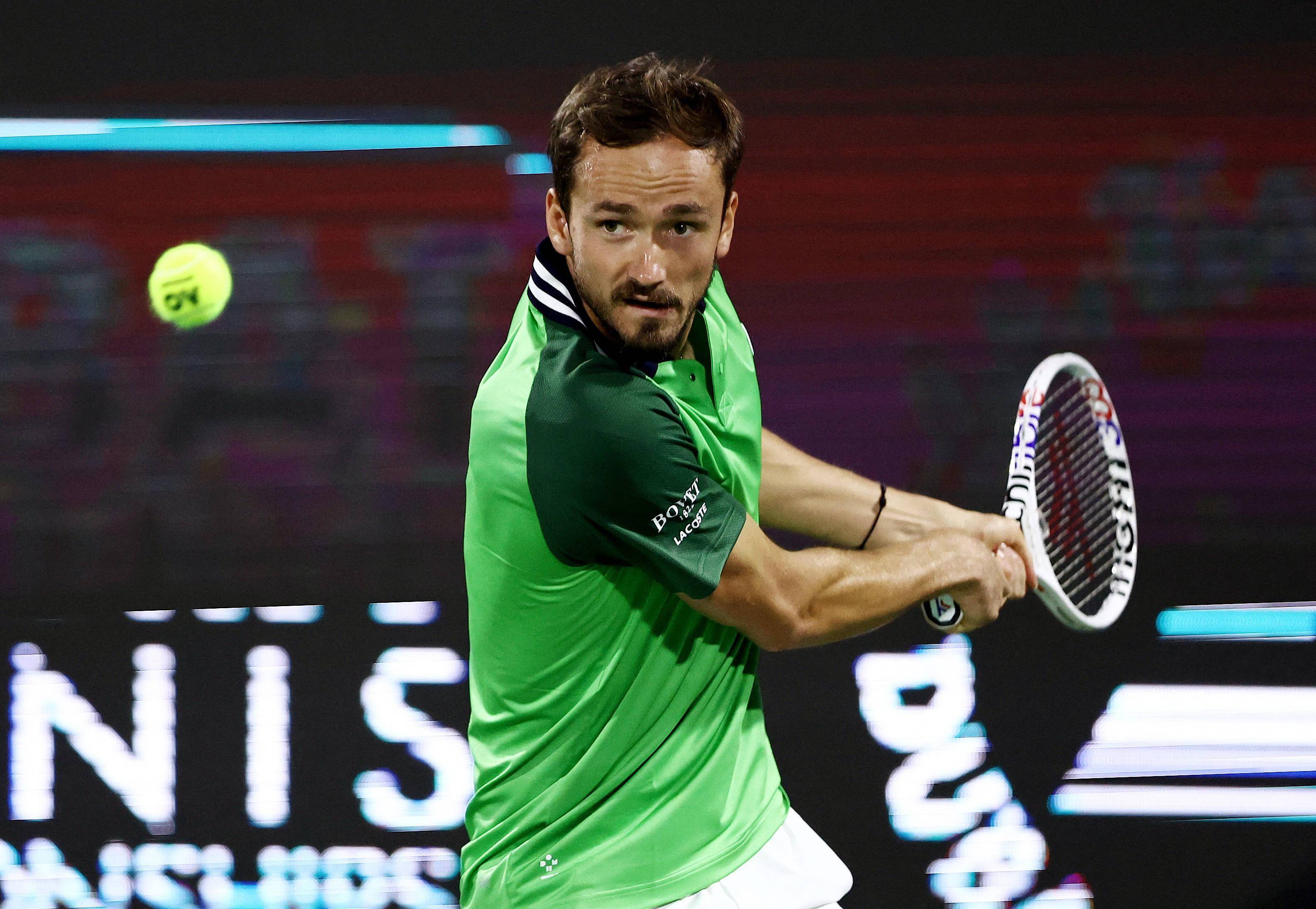 戴维斯杯碾压ATP总决赛，梅德韦杰夫高光表现