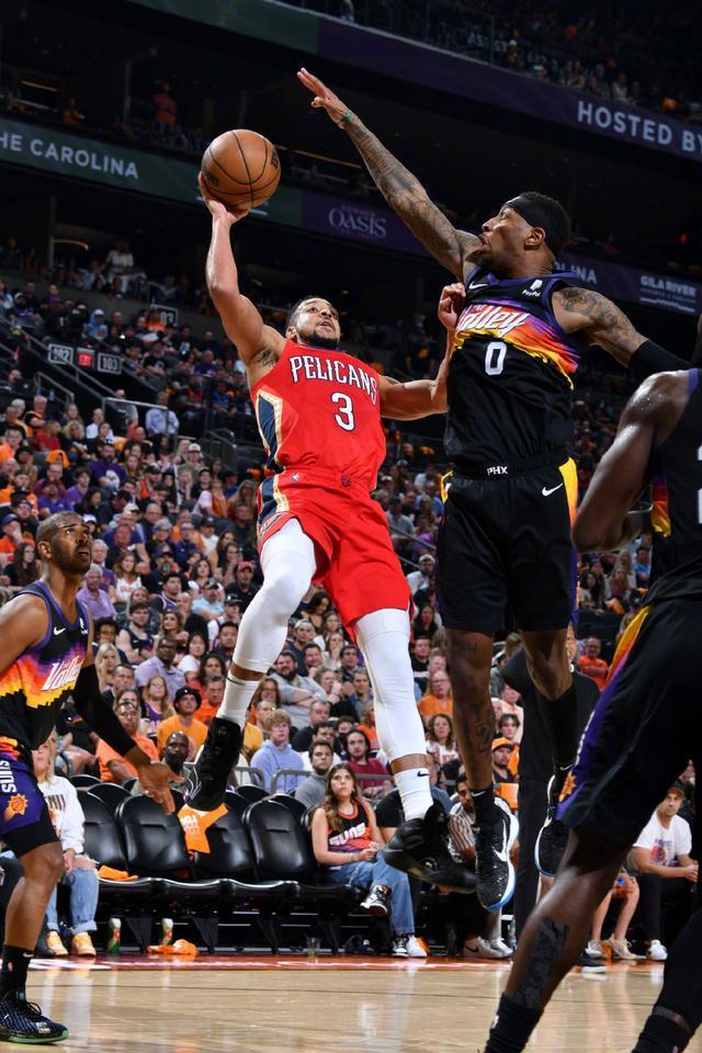 太阳绝杀浙江队，麦科勒姆惊艳四座