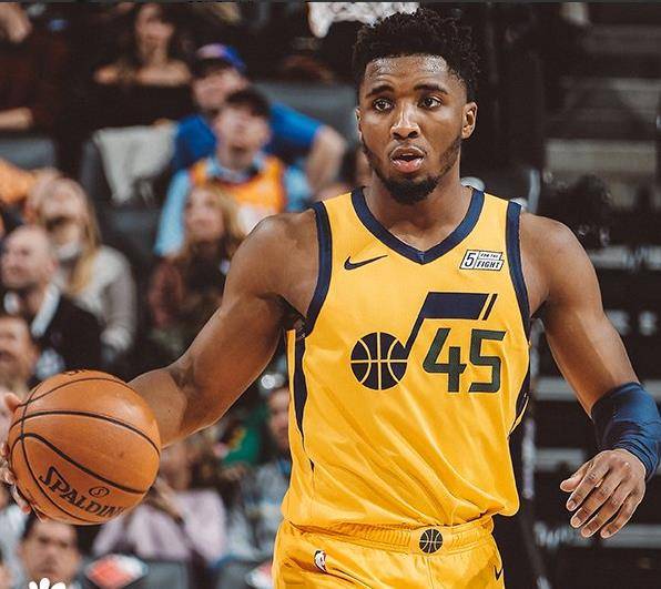 浙江队绝杀勇士，米切尔惊艳四座