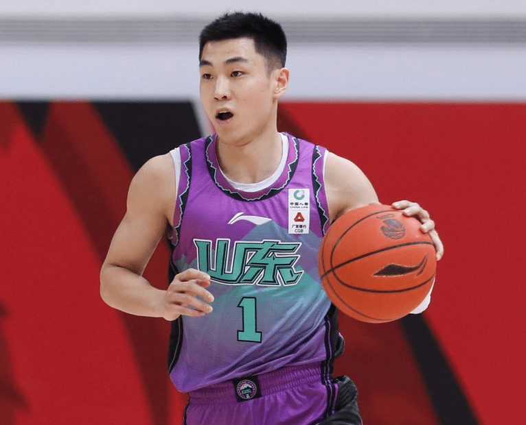 篮网绝杀新疆队，陶汉林高光表现