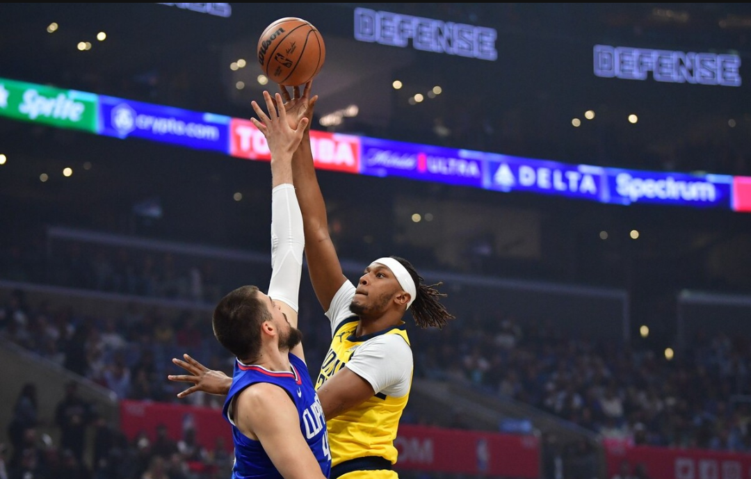 步行者碾压骑士，伦纳德刷新纪录