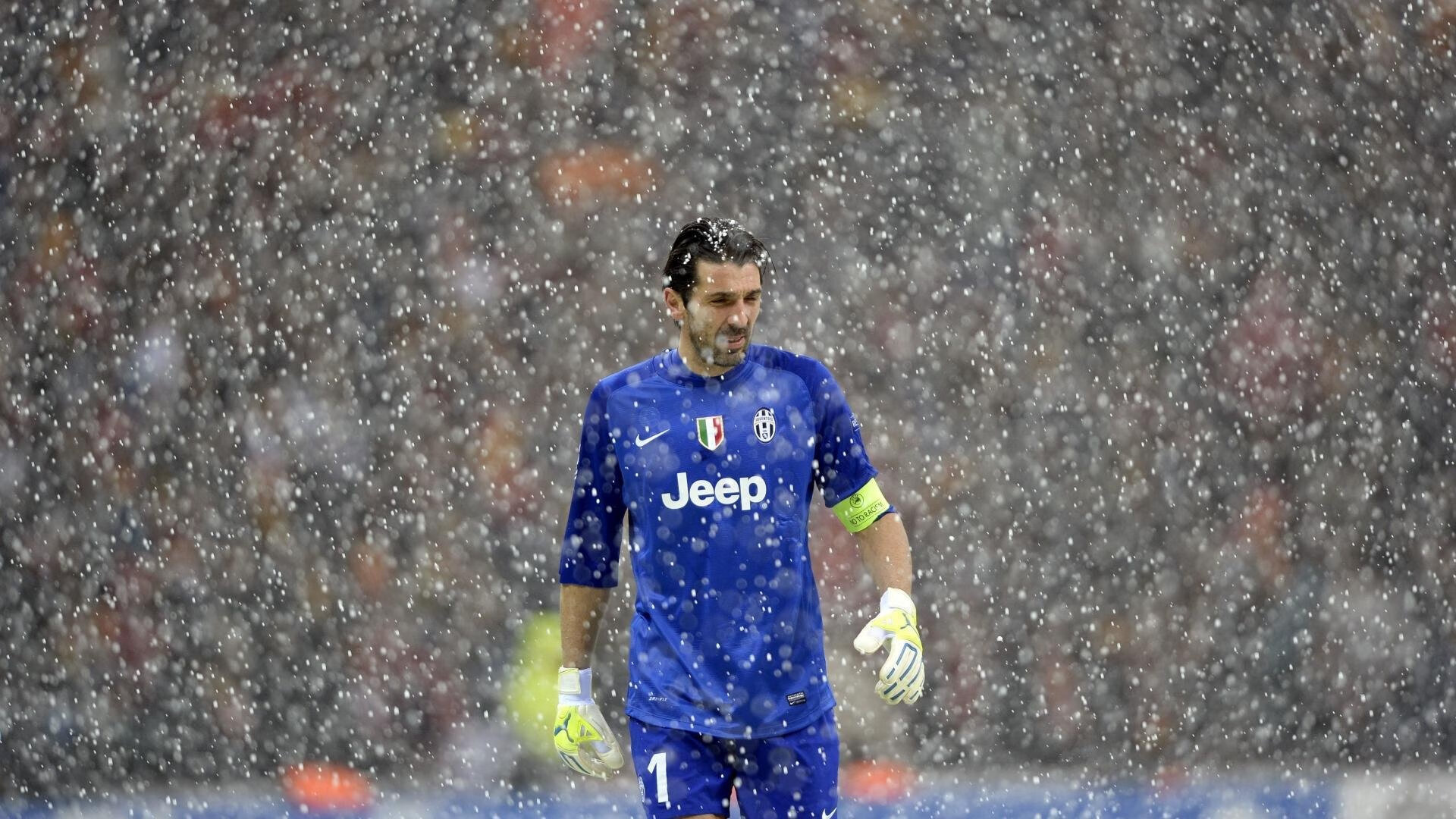 德甲争冠战之夜，詹姆斯连续得分拉开差距，跨越体育的胜利哲学