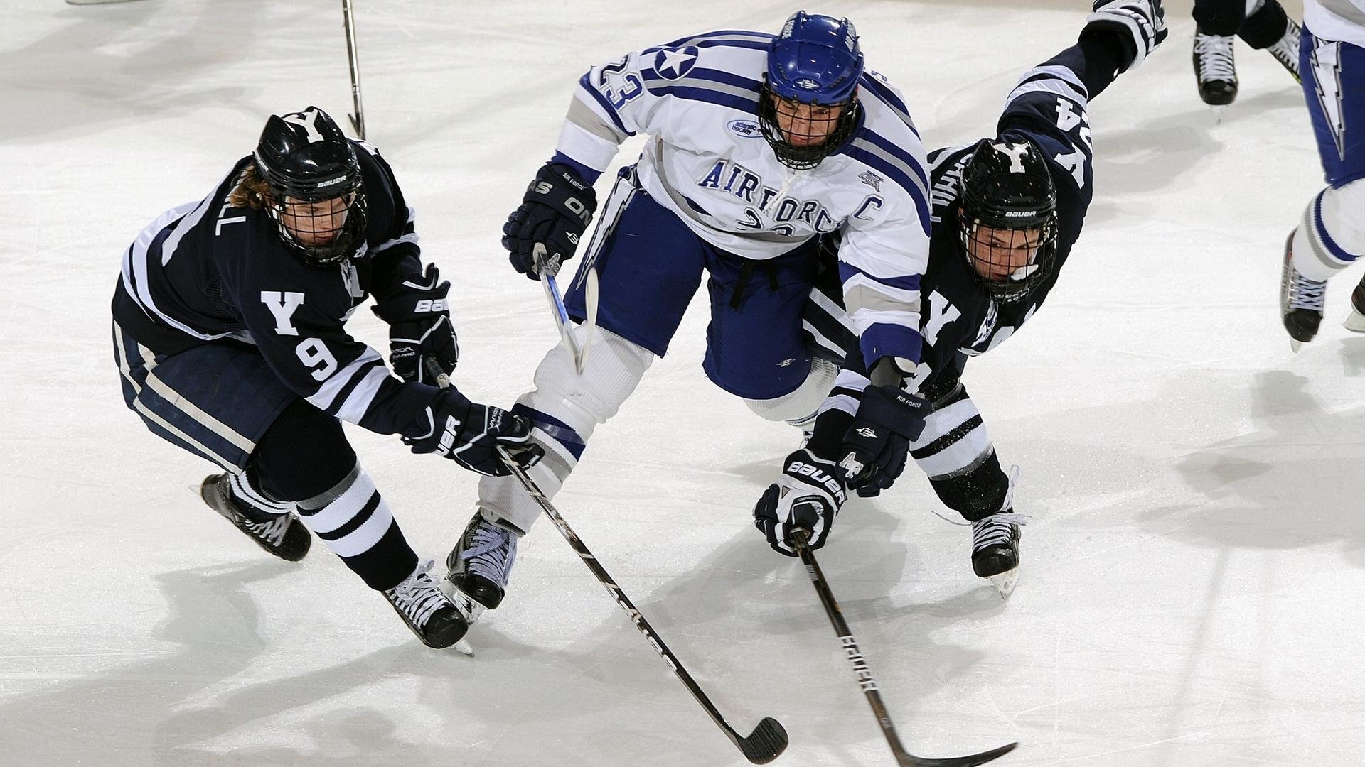 篮网硬仗取胜火箭，武切维奇爆发背后的战术密码